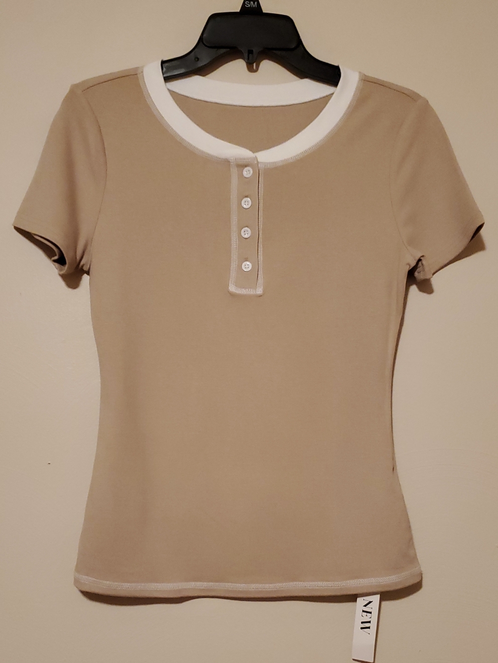Short Sleeve Henley Tee in Beige with White Trim